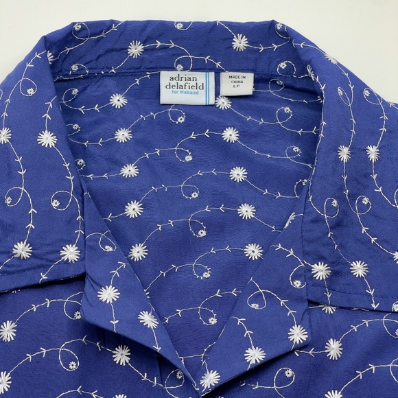 Blue and White Print Short Sleeved Button Front Top Stitching Blouse - Picture 3 of 5